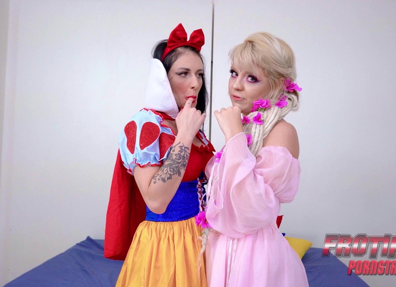 The Beautiful Snow White And Fairy Fuck The Bearded Man In Several Hot Positions, Including The Ass