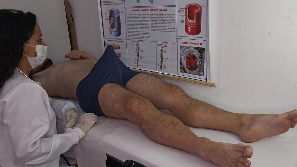 nurse observes patient s erection (Kasallpimenta, Wild hottie) nurse observes patient s erection (Kasallpimenta, Wild hottie)