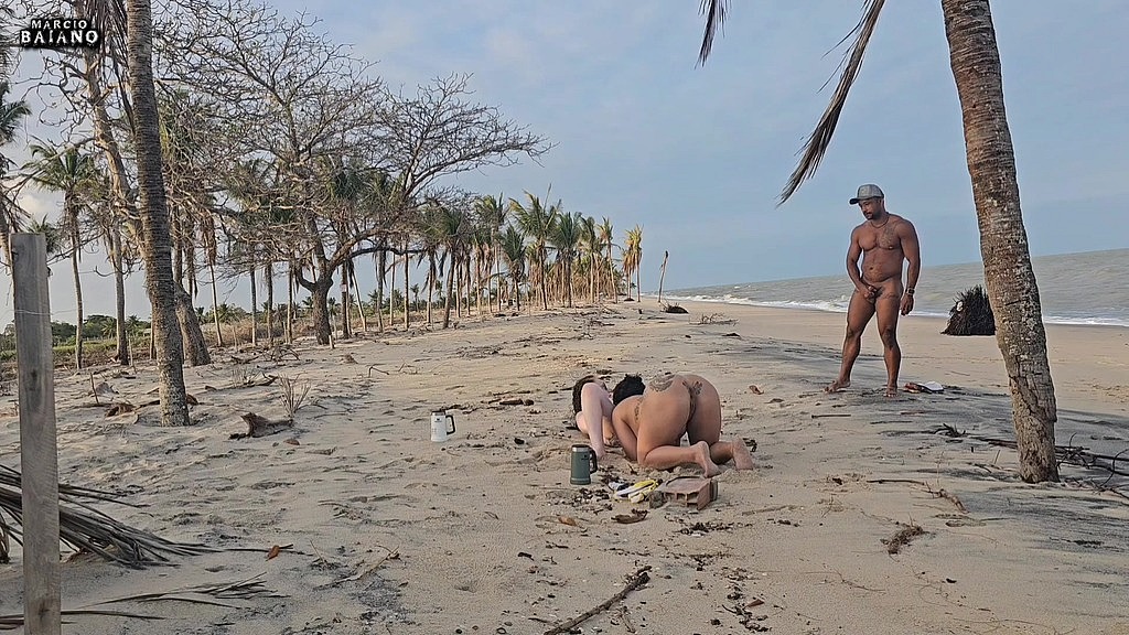 duas gorotas lesbicas bricando na praia foram apanhadas por um turista e tiveram seus cuzinhos fudidos (Eliane Furacao, Lorrany Exotica, Marcio Baiano) duas gorotas lesbicas bricando na praia foram apanhadas por um turista e tiveram seus cuzinhos fudidos (Eliane Furacao, Lorrany Exotica, Marcio Baiano)