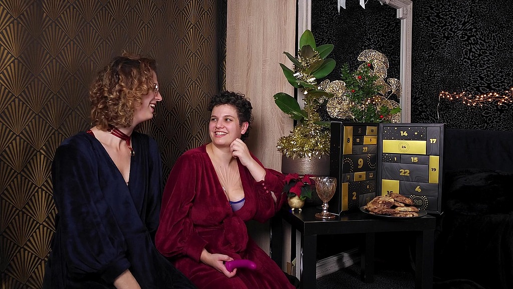 Calendario dell'avvento sextoy giorno 4: i 24 giorni di piacere con @melodyfluffington e nohya! (Melodia Fluffington, Nohya) sextoy advent calendar day 4: the 24 days of pleasure with @melodyfluffington and nohya! (Melody Fluffington, Nohya)
