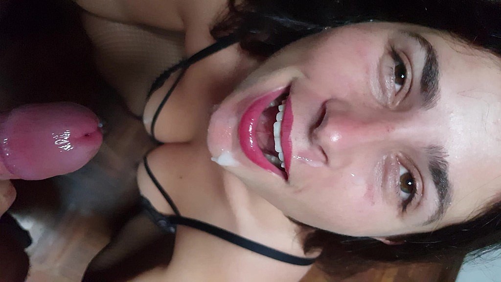 mouthful of cum! (Expressiagirl, ExpressiaBoy) mouthful of cum! (Expressiagirl, ExpressiaBoy)