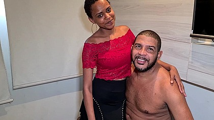 Mulatinha Nana Farias primeira vez no porno experimentou duas picas na bucetinha e gozou muito