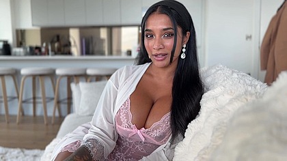 HE FLEW FROM THE USA TO FUCK MY TIGHT PUSSY - BADDIESONLYPOV