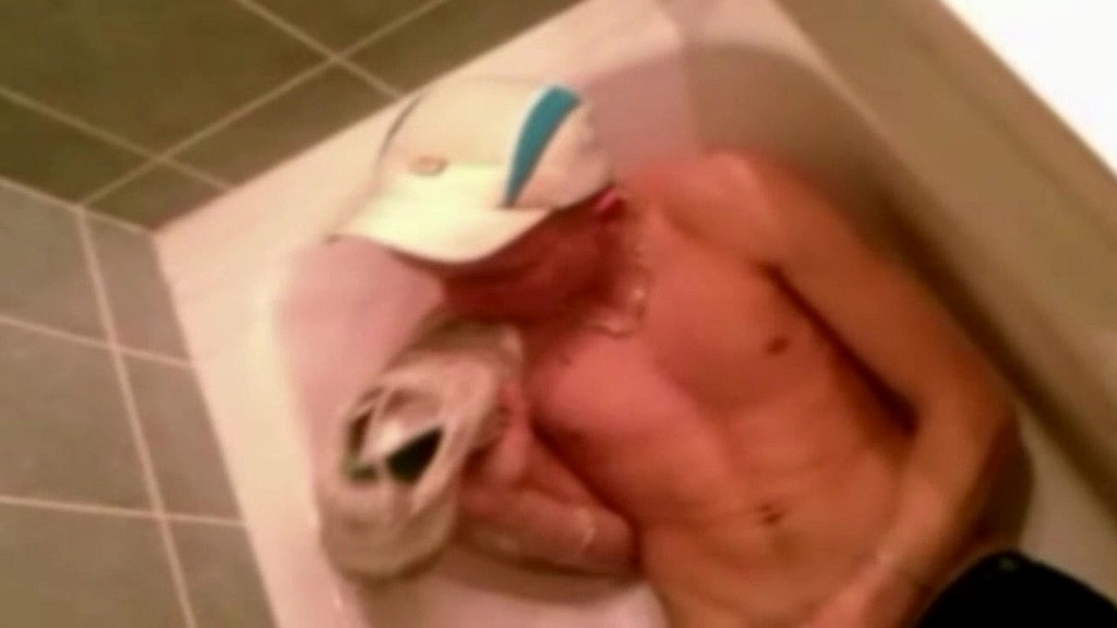 straight nboy solo mastuabtion in sneaker with piss in the bathroom (Badboy Crunchboy, CRUNCHBOY) straight nboy solo mastuabtion in sneaker with piss in the bathroom (Badboy Crunchboy, CRUNCHBOY)