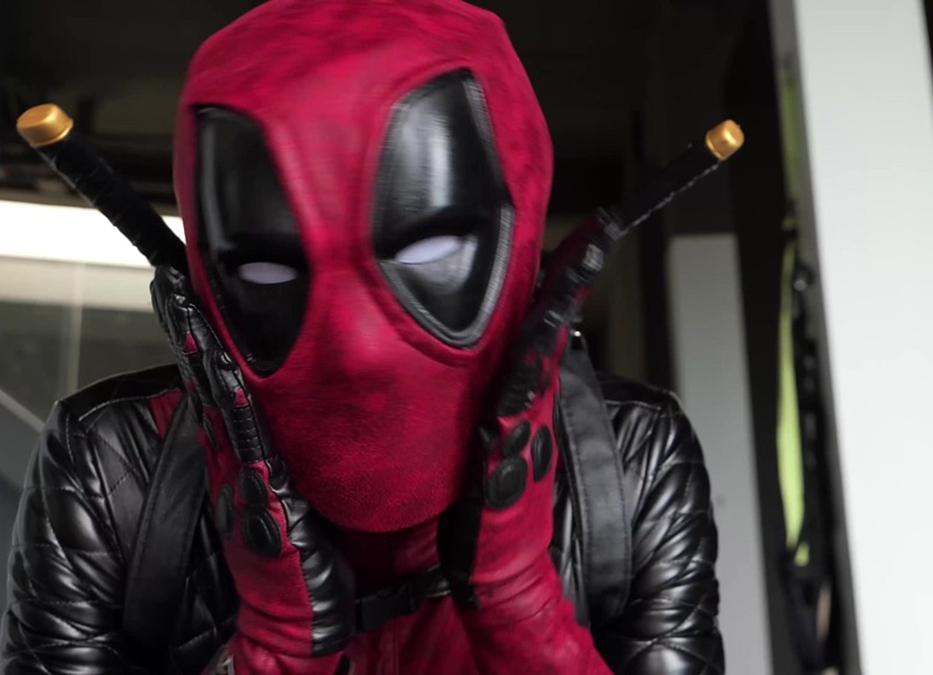 Wolverine Fucks Deadpool-Hottie Hard After Passionate Cunnilingus And Cums Inside