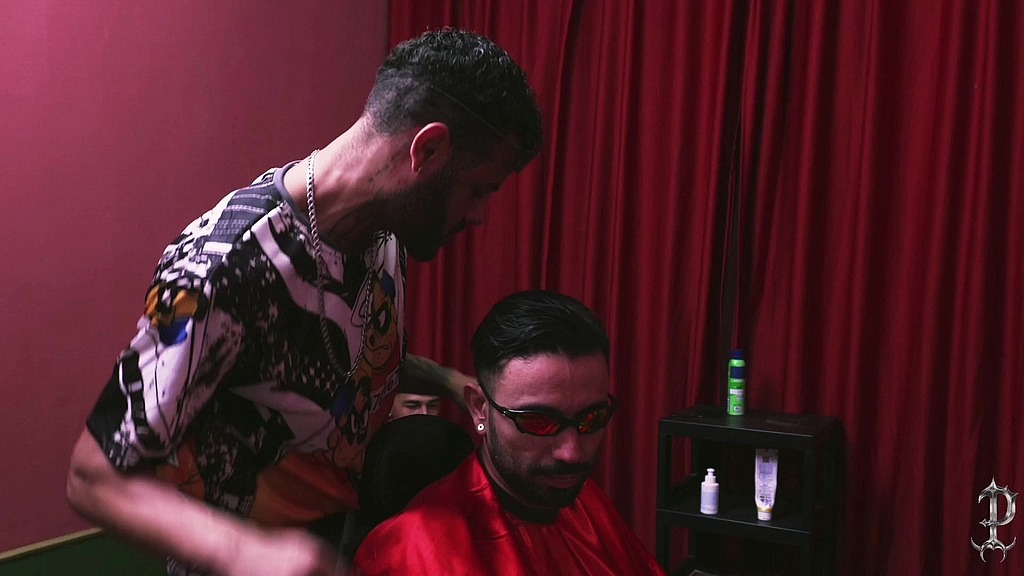 profanus barbearia episodio 10: finalizando o cliente (Douglas Machado, KaLuan, Giovanem88) profanus barbearia episodio 10: finalizando o cliente (Douglas Machado, KaLuan, Giovanem88)