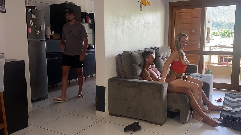 casada safada faz tudo escondido do marido... eu fui pego? (Pattywife, Fer Casal PeF, Pedro Caliente) casada safada faz tudo escondido do marido... eu fui pego? (Pattywife, Fer Casal PeF, Pedro Caliente)