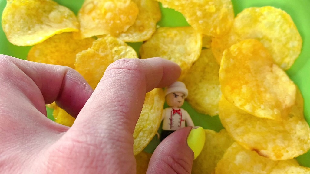 giantess: mia s mimi giantess mouth tour (Мія Мімі) giantess: mia s mimi giantess mouth tour (Mia Mimi)
