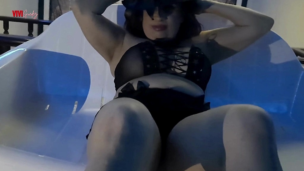 the guy was obsessed with the delicious tits that this woman has and her beautiful pussy, all fleshy and closed and that huge ass and he wasted no time. (Dick Hot, Vivi Guedez) the guy was obsessed with the delicious tits that this woman has and her beautiful pussy, all fleshy and closed and that huge ass and he wasted no time. (Dick Hot, Vivi Guedez)