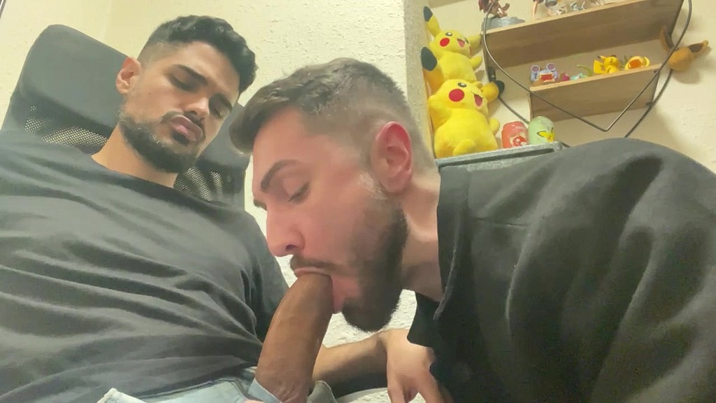 sucking my friend dick (Nenesgaymers, Nenegaymer) sucking my friend dick (Nenesgaymers, Nenegaymer)