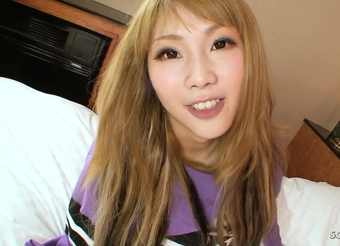 Petite Asian Girl 18 With Small Tits Seduce To Real Amateur POV Creampie Fuck By Older Guy At Date In Hotel