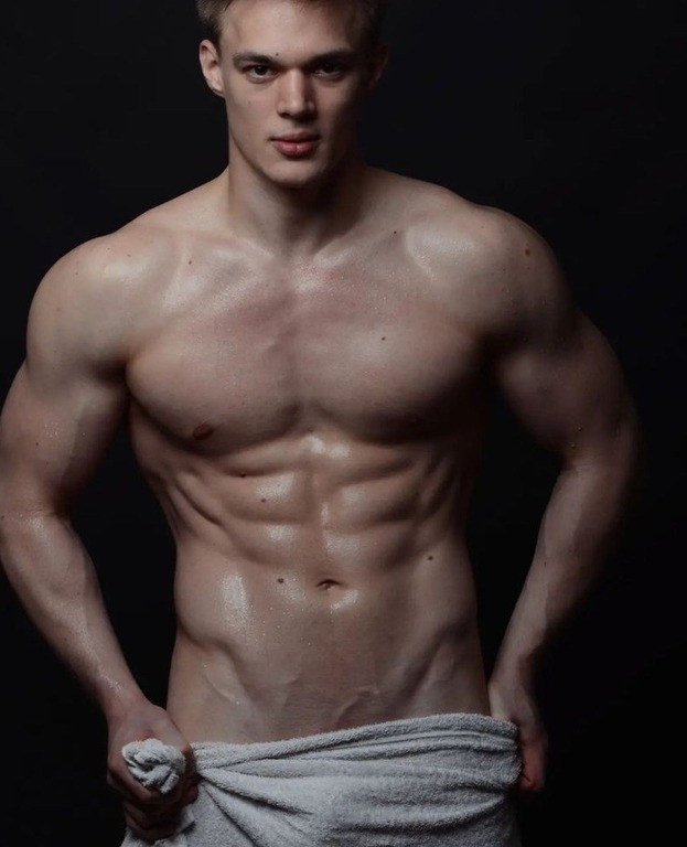 Tim Monster Cock,Ellie Wild