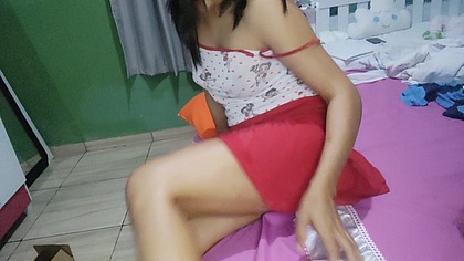 the maid is married but loves to work overtime at the house in Ibucetau with the right to shove it up her ass and enjoy it inside
