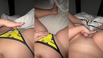 algun seguidor soltero para que me chupe la cuca despues de clases? no he tenido novio y estoy muy caliente