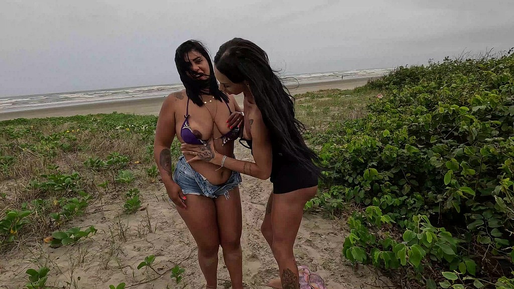 putaria trans na praia! bonequinha safada fode casal em publico e leva porra no cuzinho! (Lukas Zaad, Nicoly Mattos, Suzy Guedes) putaria trans na praia! bonequinha safada fode casal em publico e leva porra no cuzinho! (Lukas Zaad, Nicoly Mattos, Suzy Guedes)