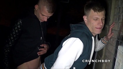 1737 gay fucked by straihujt in the night in public park