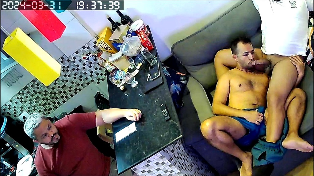 perdeu aposta e teve que chupar o macho na frente do vizinho ate ele jorrar leitinho (Daniel Da Rocha Junior, Evilasio Nogueira Lima, Socyal Sem Camisa) perdeu aposta e teve que chupar o macho na frente do vizinho ate ele jorrar leitinho (Daniel Da Rocha Junior, Evilasio Nogueira Lima, Socyal Sem Camisa)