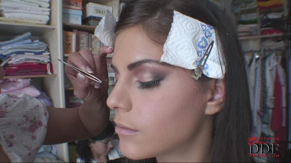 Hot lesbian foot worship set