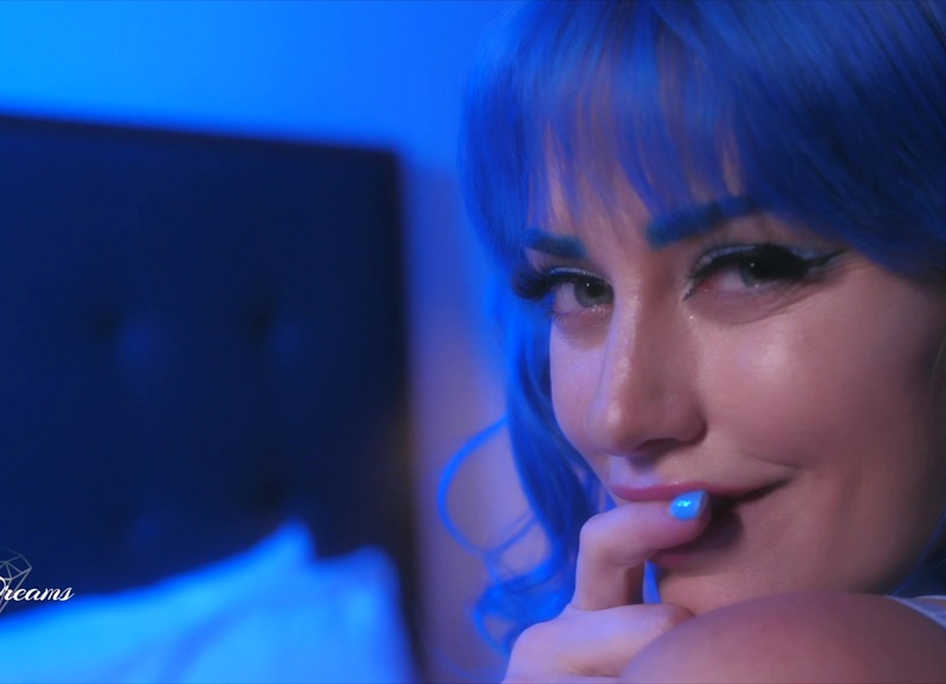 I'll Be Your Blue Dream Queen