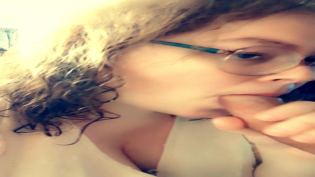 mmm ca se voit que je ne suis pas une professionnelle hein ? (Althea_Evans) mmm ca se voit que je ne suis pas une professionnelle hein ? (Althea_Evans)
