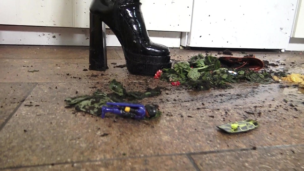 merciless brat in a frenzy of destruction! (Black Angel) merciless brat in a frenzy of destruction! (Black Angel)