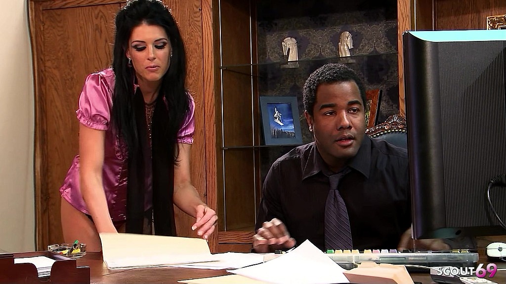 India Summer, Tyler Knight: skinny secretary in stockings seduce her big cock black boss to interracial anal fuck (AnalVids.com) skinny secretary in stockings seduce her big cock black boss to interracial anal fuck (India Summer, Tyler Knight)