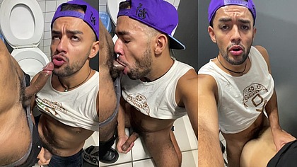 Me comeu no banheiro do aeroporto.