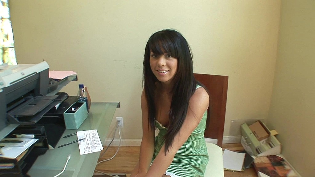 Діллон Дей, Пауліна Джеймс, Серджіо: Пауліна Джеймс відкриває свої отвори, щоб прийняти 2 члени (AnalVids.com) paulina james opens her holes to accept 2 cocks (Dillon Day, Paulina James, Sergio)