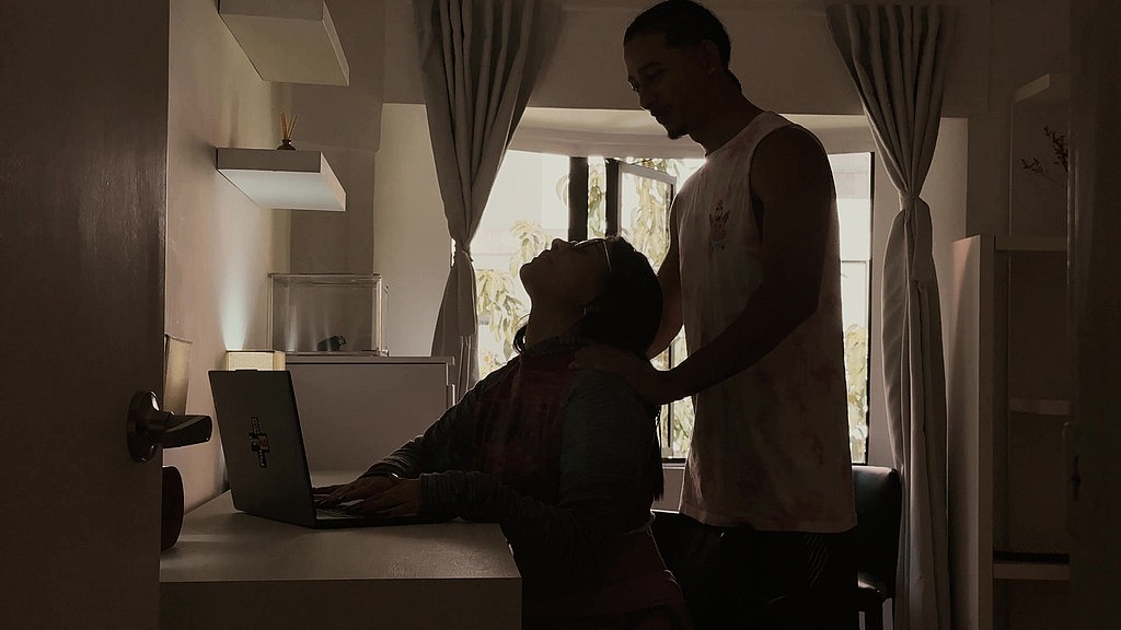 Kylei Ellish, Markus Brown: porn model fucked in her home office by her much smaller roommate. (AnalVids.com) porn model fucked in her home office by her much smaller roommate. (Kylei Ellish, Markus Brown)