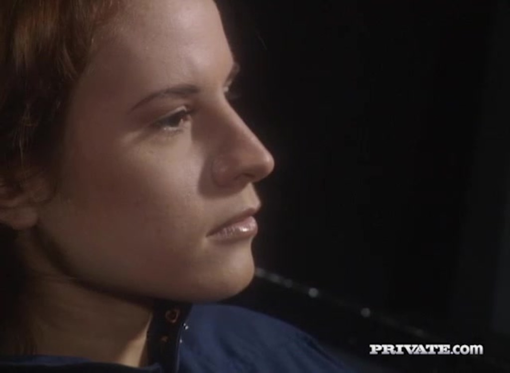 голубые инопланетяне Стефани и Тавалия Гриффин занимаются сексом между мужчиной и землянином