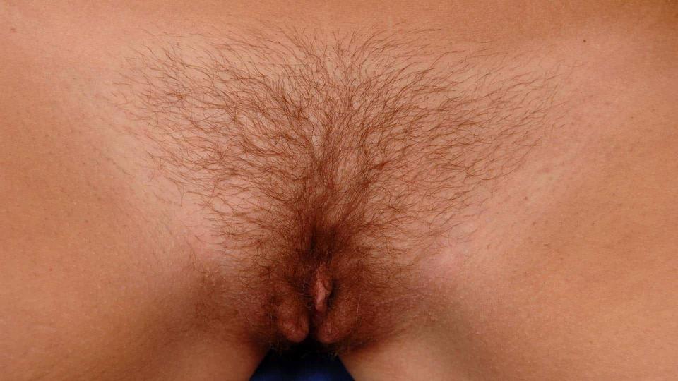 Milli  wanted to be an erotic model