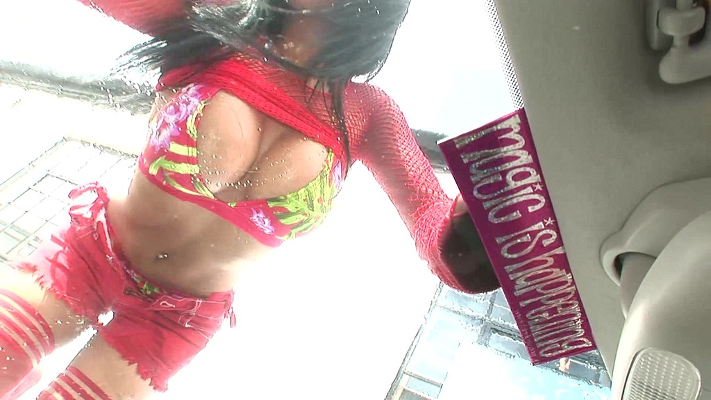 latina with big tits gets fucked at the car wash (Romana Ryder, Tony DeSergio) latina with big tits gets fucked at the car wash (Romana Ryder, Tony DeSergio)