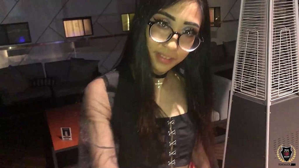 nerd looking lady eva yi met & fucked rome major in the hotel! (Rome Major, Eva Yi) nerd looking lady eva yi met & fucked rome major in the hotel! (Rome Major, Eva Yi)