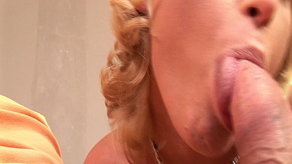 sexy chick working on hard cock! (Nick Lang, Kathia Nobili)