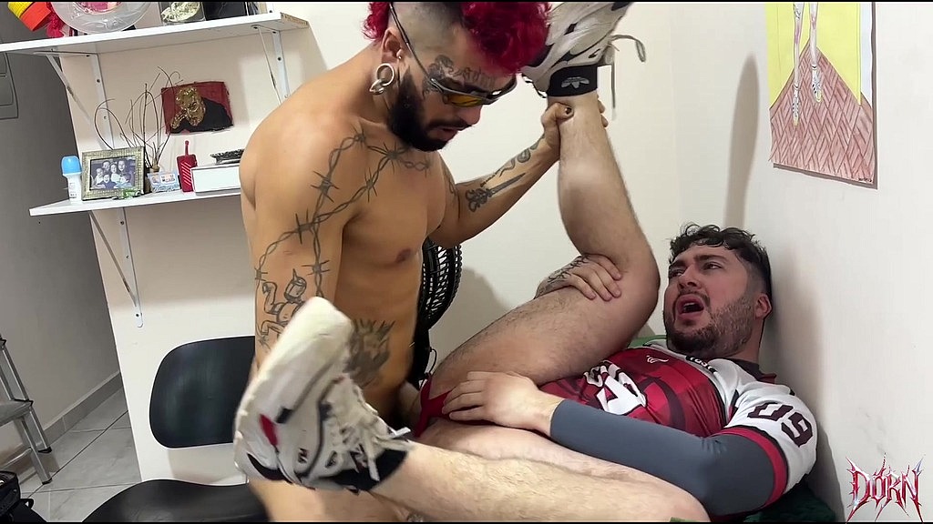 ele fudeu meu cuzinho antes de sairmos pra balada (Dorn,amateur) ele fudeu meu cuzinho antes de sairmos pra balada (Dorn,amateur)