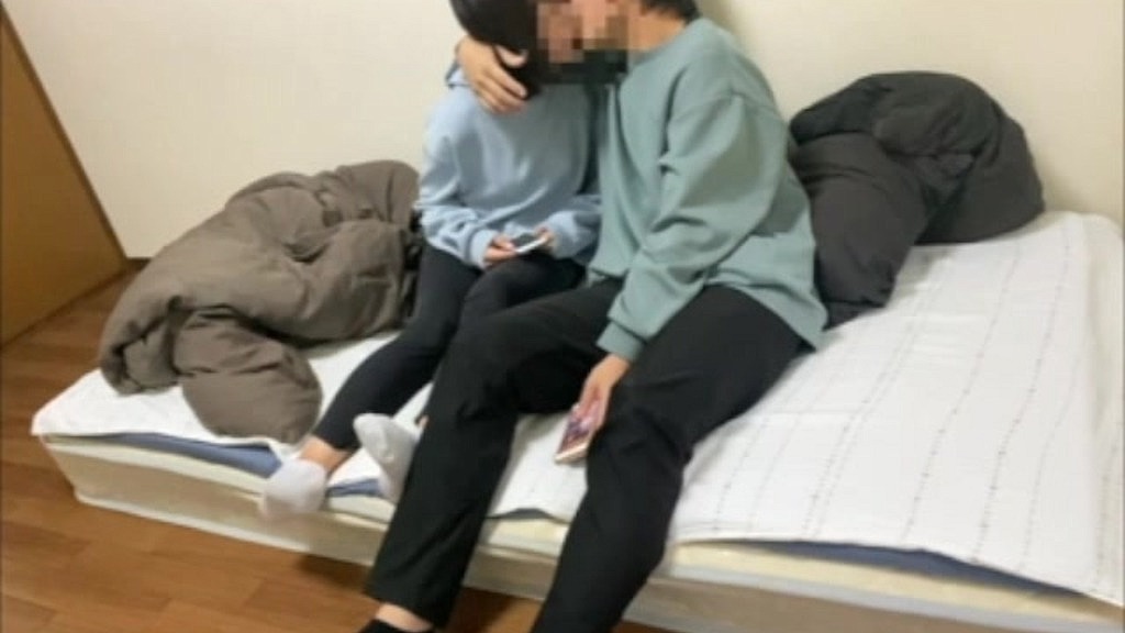 出会い系アプリで知り合った可愛い子と遊びに行った後に僕のお家でヌクヌクしました (Момока, ноно) 出会い系アプリで知り合った可愛い子と遊びに行った後に僕のお家でヌクヌクしました (Momoka, Nono)