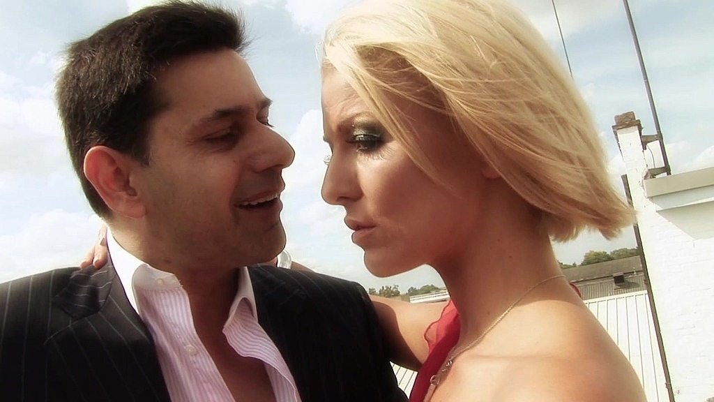 Laura lions and Diana Gold drink his fresh jizz from a glass