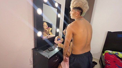 HERMANASTRA TE DOY MI CULO A CAMBIO DE SALIR. Sexo ANAL con mi puta hermanastra antes de verse con su novio.