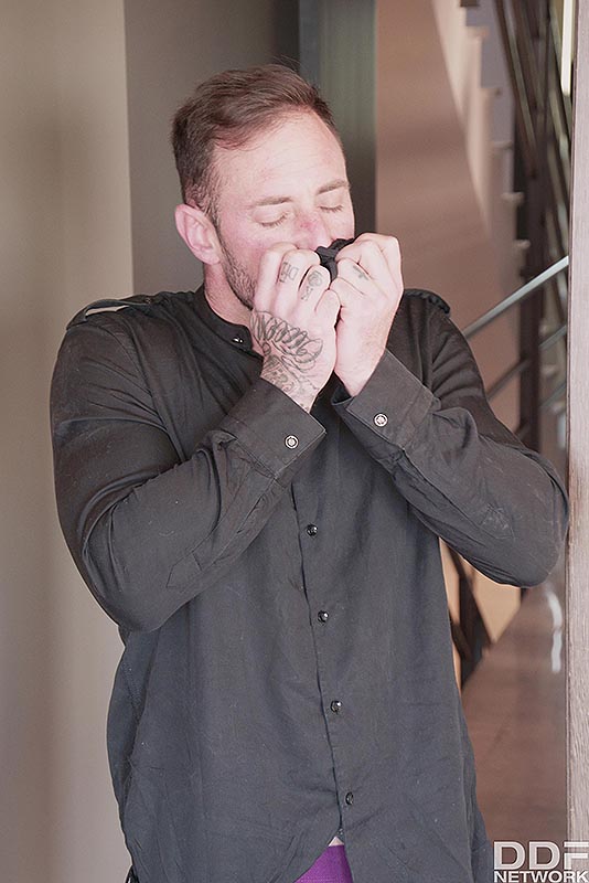 Down Town Deepthroat #2