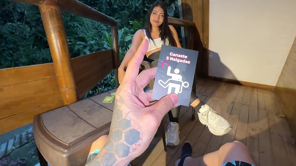 Я наважуся їздити на великому члені, граючи "правда чи виклик" (Даніель, Настя Рівера) i dare to ride a big cock playing truth or dare (Danielr, Nastya Rivera)