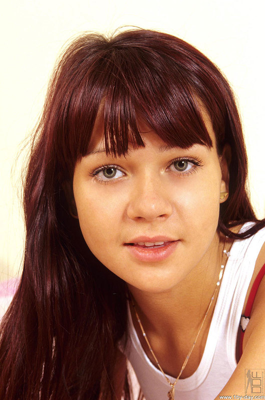 Chekc out this hungry shaven-haven #1