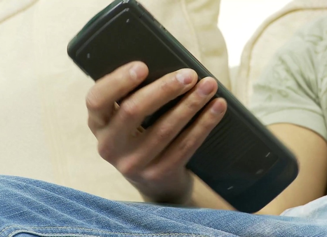 Blonde Dungeon Girl Chloe Conrad Takes The Booty Hunter's Dick Up Her Ass