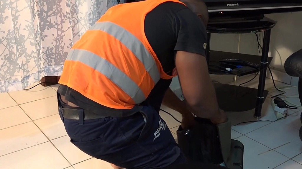 i seduced my favorite technician and he filled my pussy with his big black cock (Guyso Cmr, Lovely Afp) i seduced my favorite technician and he filled my pussy with his big black cock (Guyso Cmr, Lovely Afp)