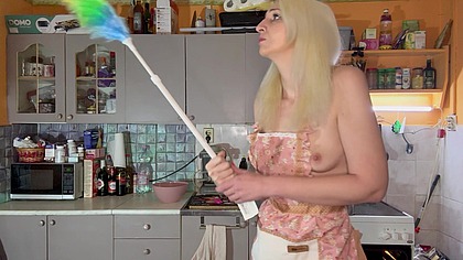 Custom : Nude cleaning for detlev