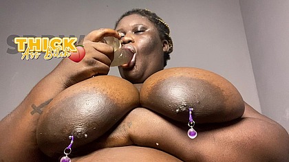 This what I do when I'm high &alone in the room $$get in my room daddy