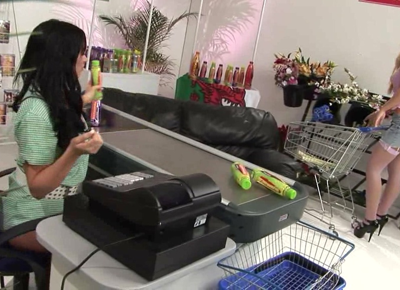 Alexa Andreas And Kerry Louise Get Naughty During Mff Threesome