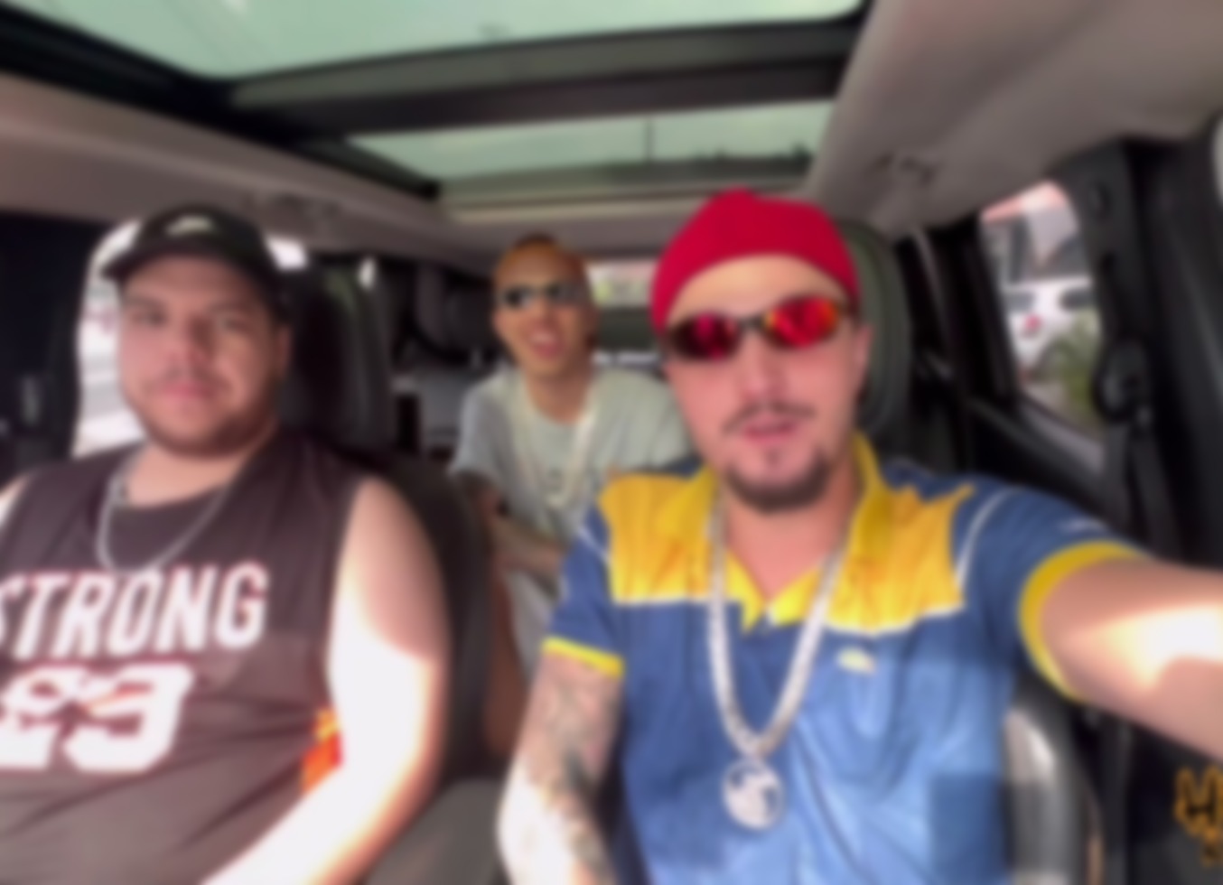 Meu Parceiro Me Chamou Pra Comer Um Gordinho (Completo)