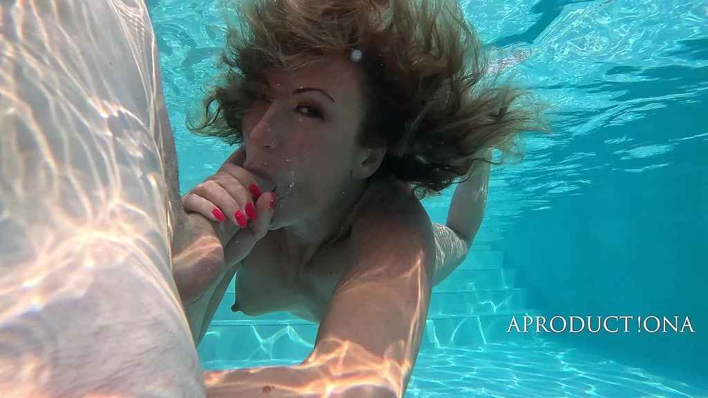 underwater deep throat rimming ass fingering fucking (Julia North, Valentin Hard) underwater deep throat rimming ass fingering fucking (Julia North, Valentin Hard)