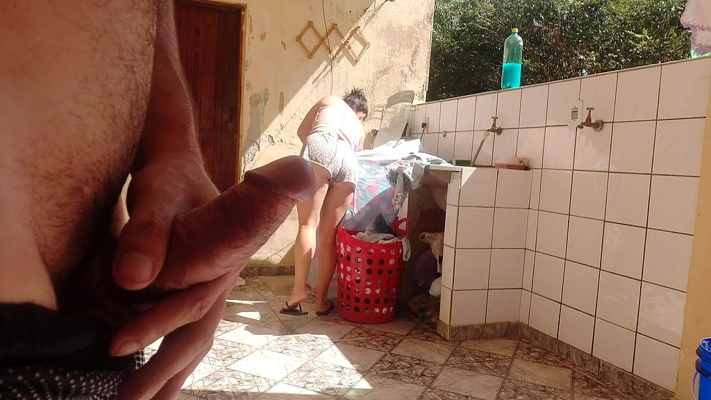 i caught my stepdaughter doing laundry in shorts, i got horny and like her super luscious pussy (Jennyferpimenta, Kasallpimenta) i caught my stepdaughter doing laundry in shorts, i got horny and like her super luscious pussy (Jennyferpimenta, Kasallpimenta)